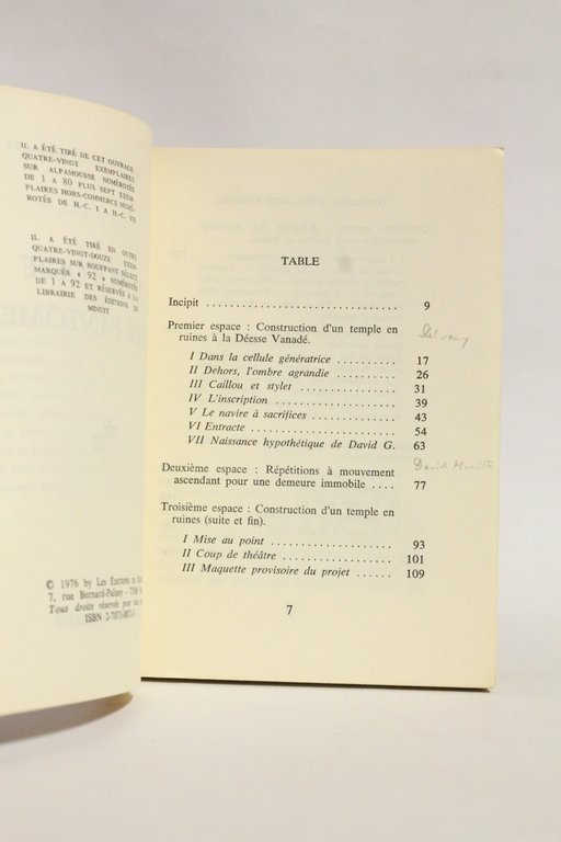 Topologie d'une cité fantôme