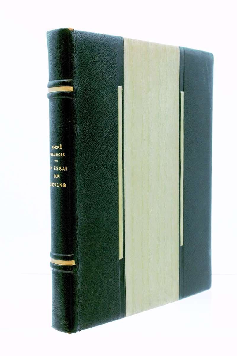 Un essai sur Dickens