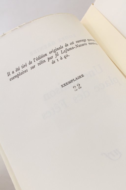 Une maison place des fêtes