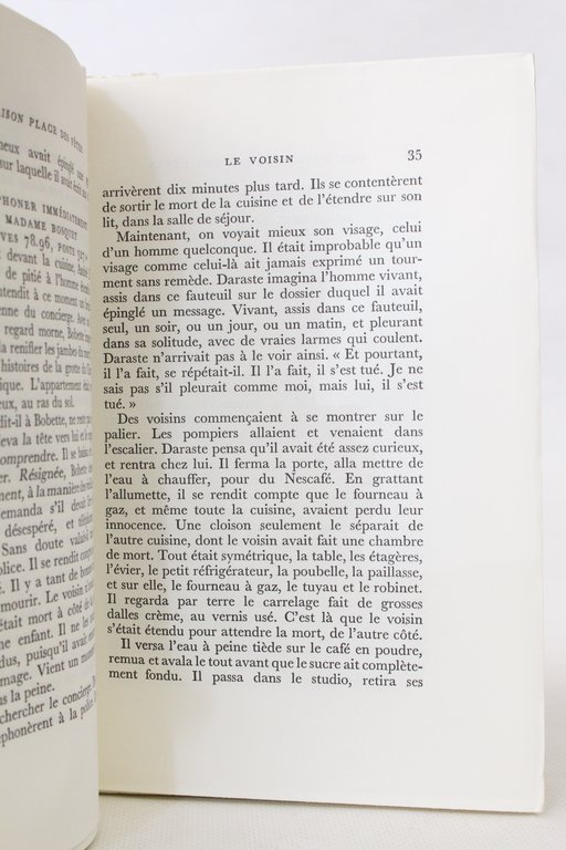 Une maison place des fêtes