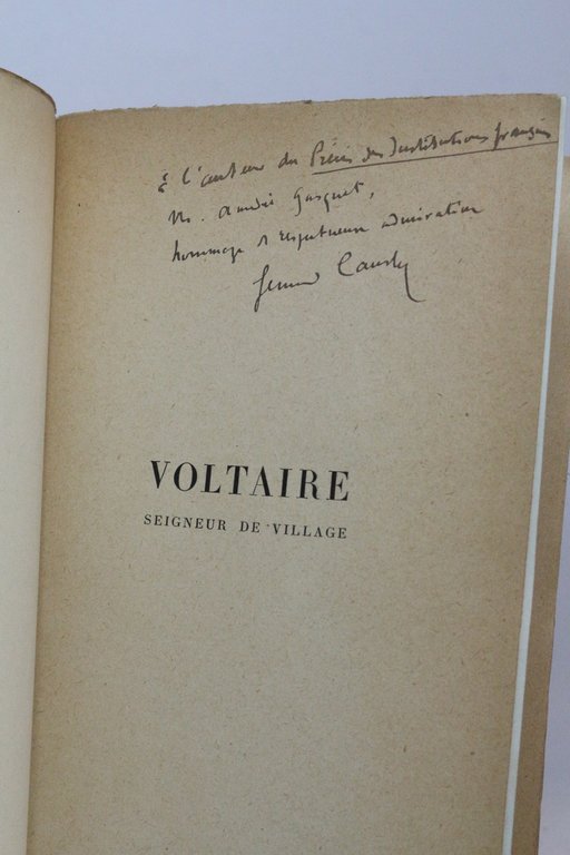 Voltaire seigneur de village