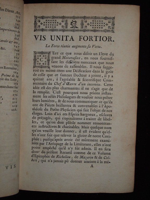 Voltariana ou eloges amphigouriques, de Fr. Marie Arrouet