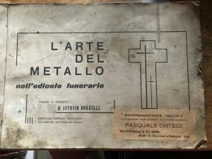 L’ARTE DEL METALLO NELL’EDICOLE FUNERARIE