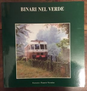 BINARI NEL VERDE