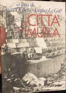 LA CITTA’ E LE MURA | Immagine principale