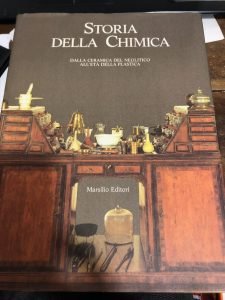 STORIA DELLA CHIMICA. DALLA CERAMICA DEL NEOLITICO ALL’ETA’ DELLA PLASTICA | Immagine principale