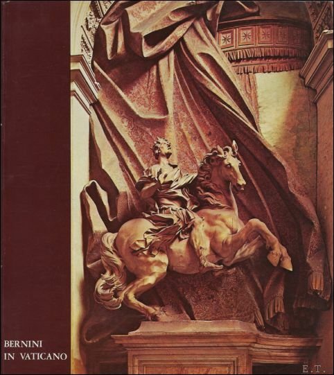 Bernini In Vaticano Braccio de carlo Magno Maggio Luglio