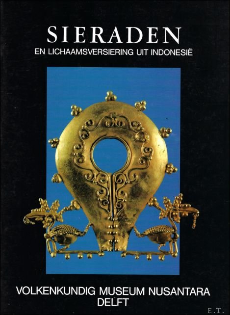 Sieraden en lichaamsversiering uit Indonesie