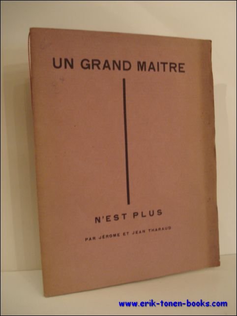 UN GRAND MAITRE N'EST PLUS,