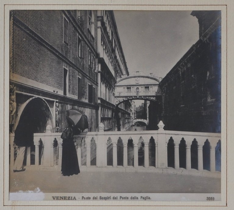 Venezia - Ponte dei Sospiri dal Ponte della Paglia.