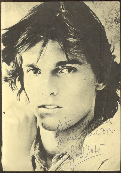 Fotografia con dedica e firma autografa del cantante, compositore e …