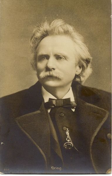 Cartolina postale illustrata (n°501) raffigurante il musicista Edvard Hagerup Grieg …