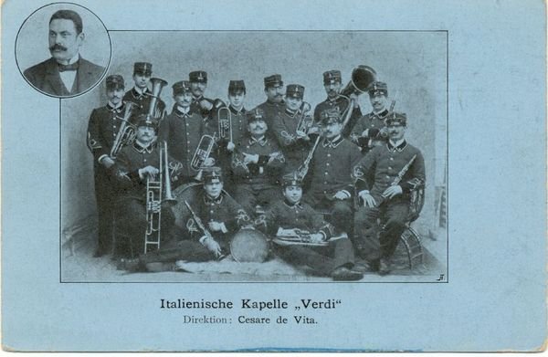 Cartolina postale illustrata raffigurante il gruppo musicale "Italienische Kapelle "Verdi", …