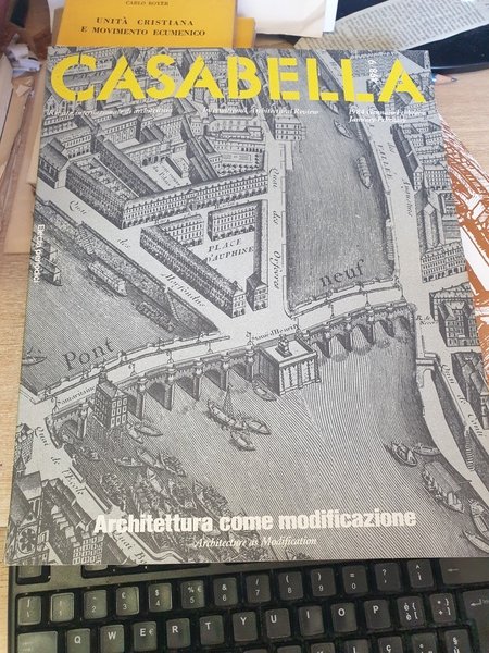 Casabella. Disponiamo delle annate: 1983 1984-1985-1986-1987.