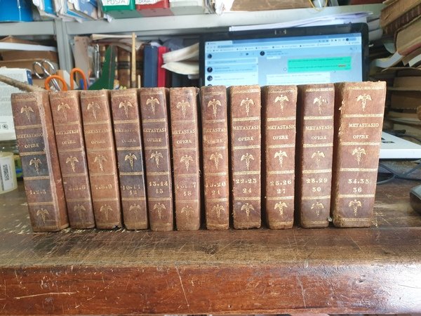 Tutte le opere. Disponiamo della raccolta in 36 volumi legati …