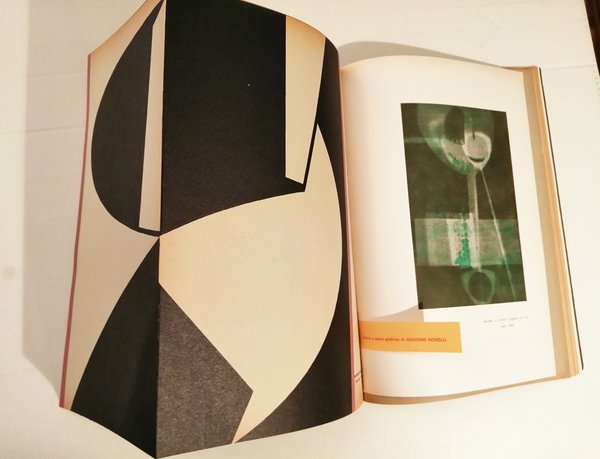 Movimento Arte concreta - Documenti d arte d oggi 1956/1957.Raccolti …