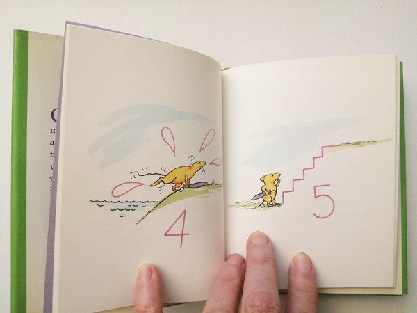Mouse numbers. A very first counting book