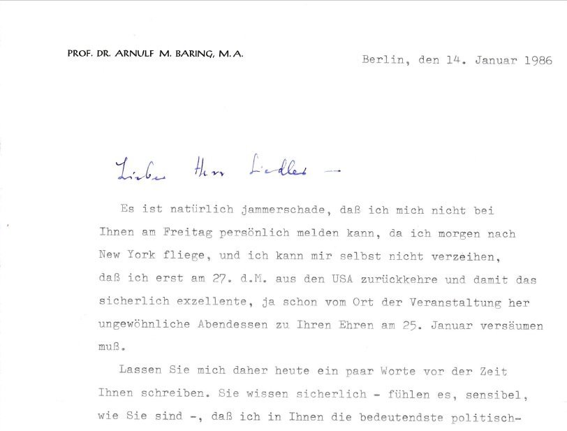 Brief des Zeithistorikers und Publizisten Arnulf Baring an den Verleger …