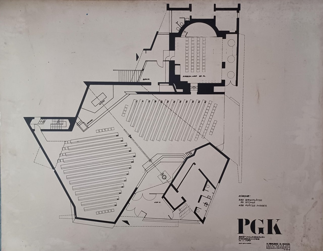 Original-Ausstellungstafel zum Bau eines Kirchengebäudes im Stil der Nachkriegsmoderne.