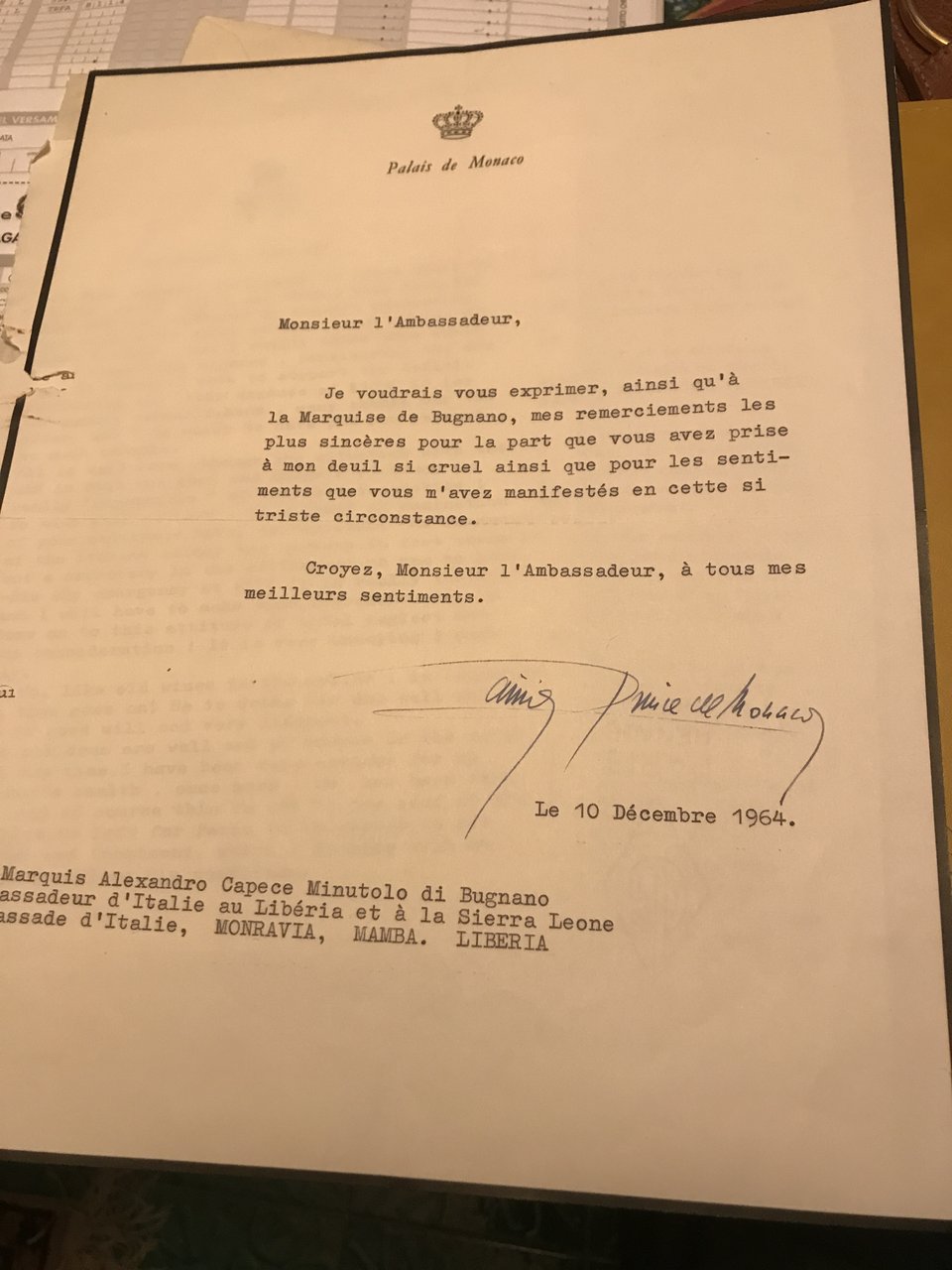 Lettera dattiloscritta su carta intestata "Palais de Monaco", listata a …