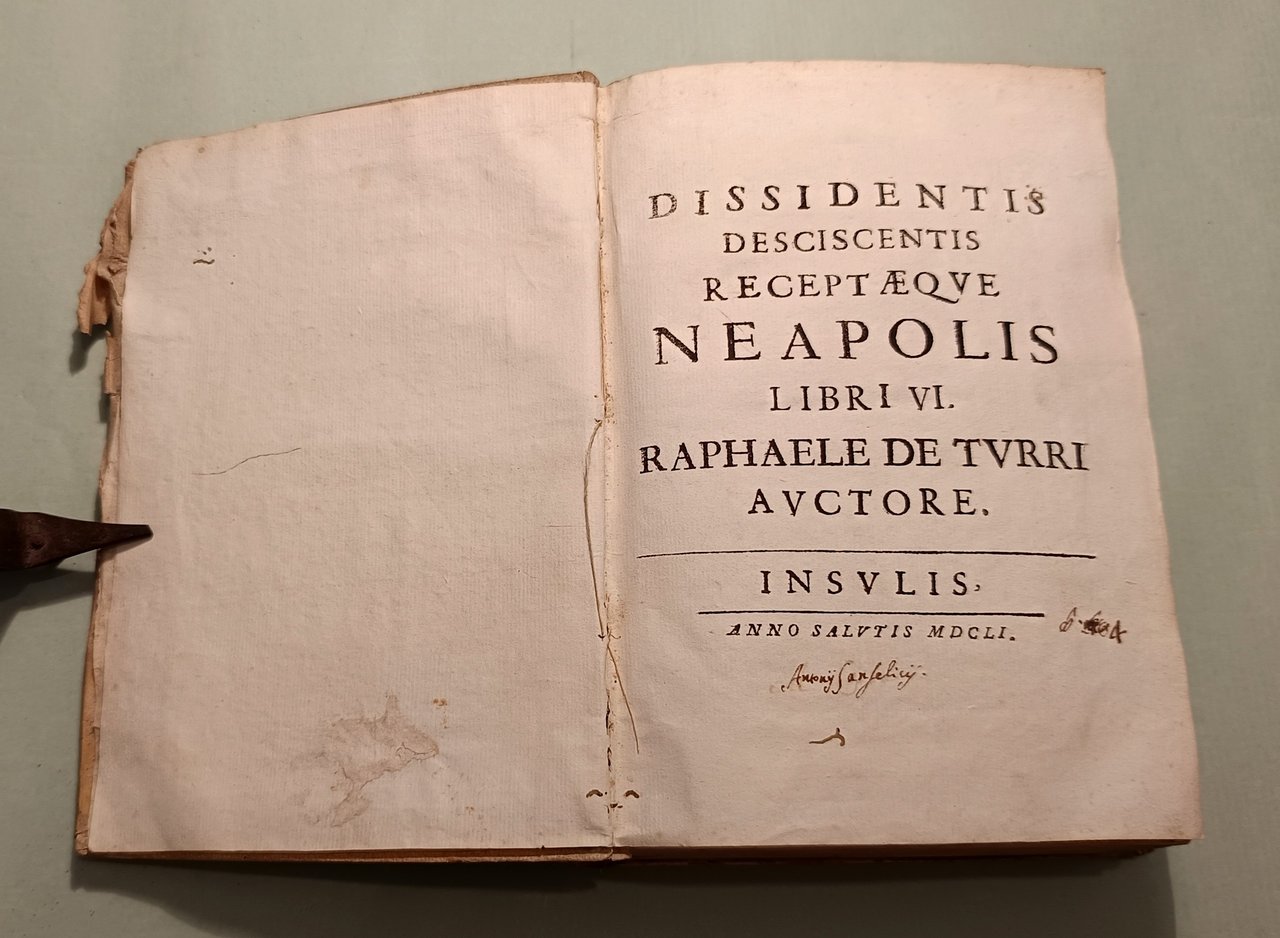 Dissidentis desciscentis receptaeque Neapolis libri VI.