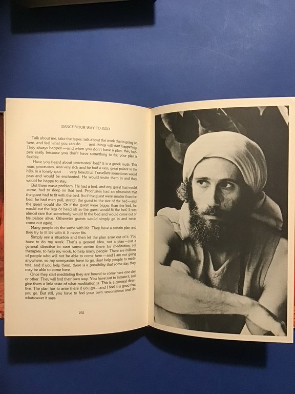 DANCE YOUR WAY TO GOD. A DARSHAN DIARY