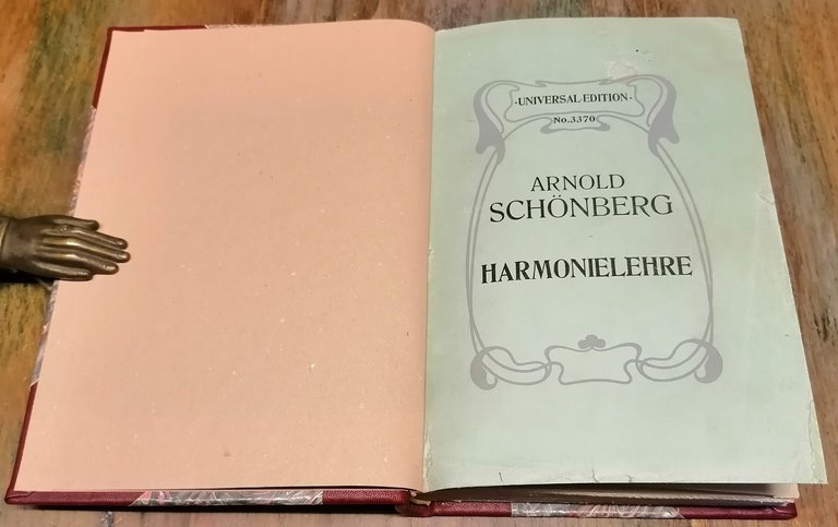 Harmonielehre.