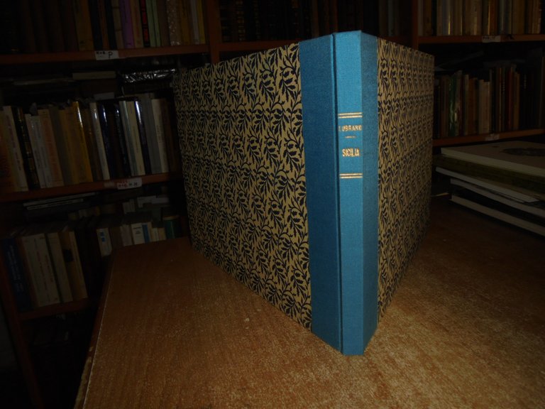 Libri ed opuscoli inerenti alla Sicilia storica e letteraria.Cat. n. …