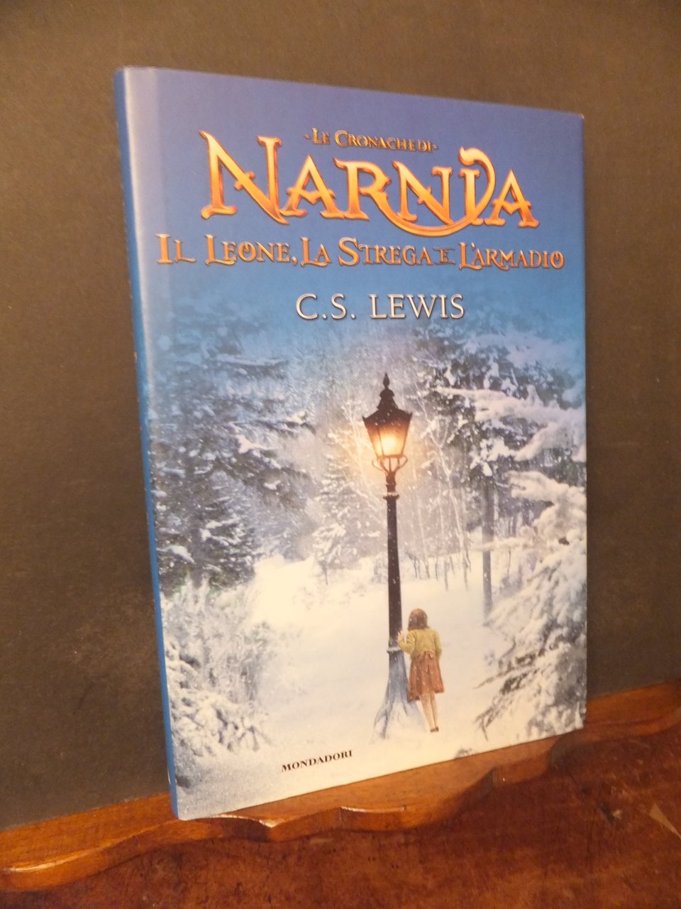 NARNIA IL LEONE LA STREGA E L'ARMADIO