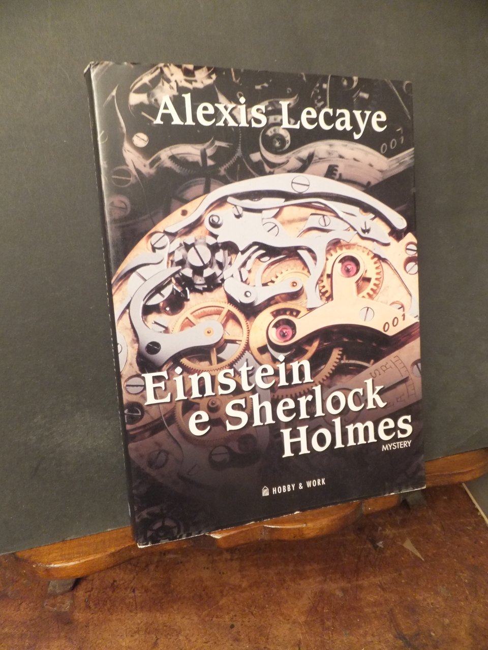 EINSTEIN E SHERLOCK HOLMES | Immagine principale