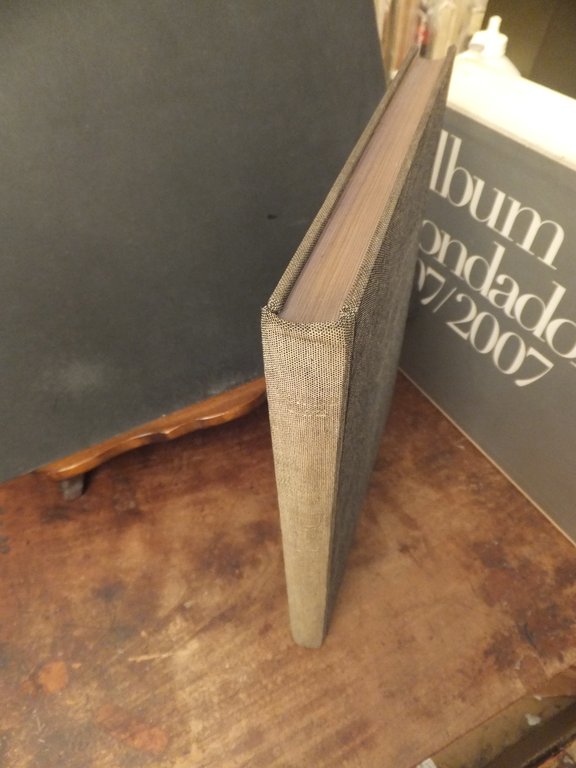 DETAIL CONTEMPORARY ARCHITECTURAL DESIGN VOLUME 2