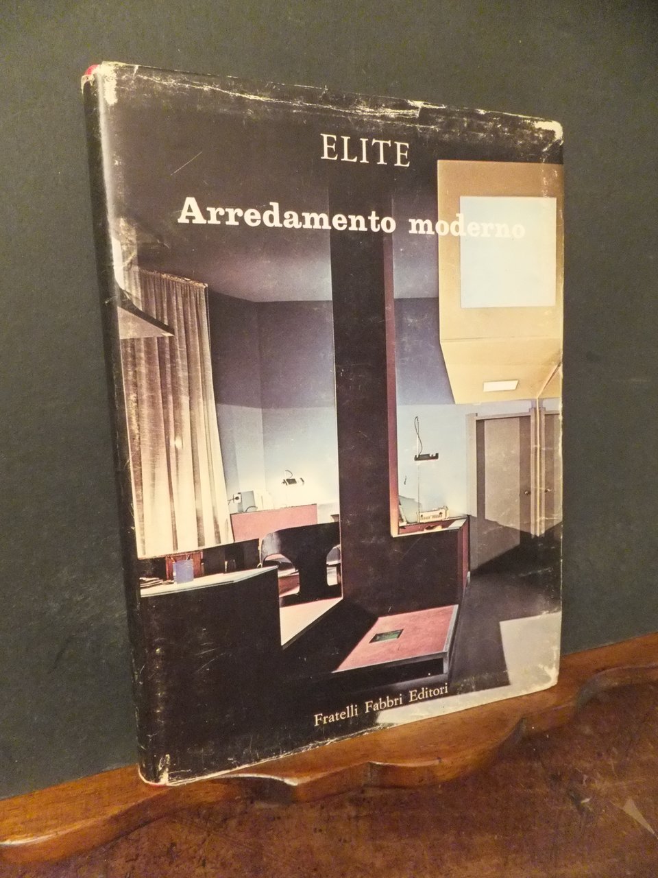 ARREDAMENTO MODERNO -ELITE