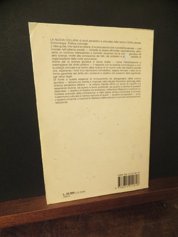 IL CRIMINE DAI COLLETTI BIANCHI LA VERSIONE INTEGRALE