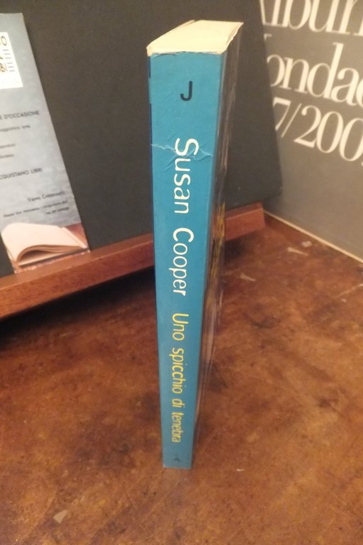 UNO SPICCHIO DI TENEBRA