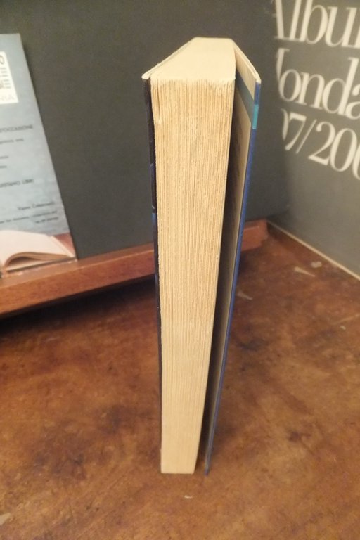 UNO SPICCHIO DI TENEBRA