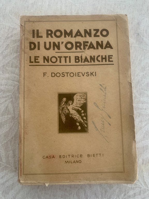 Il romanzo di un'orfana, Le notti bianche