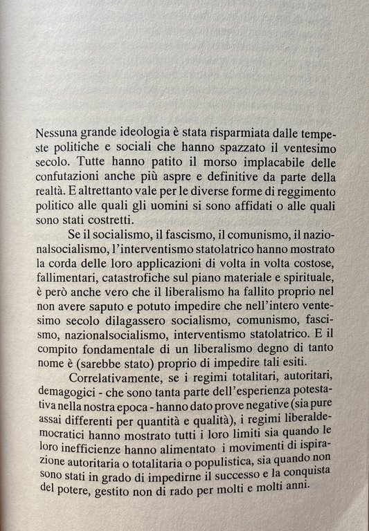 ISTITUZIONI POLITICHE. STRUTTURA E PENSIERO