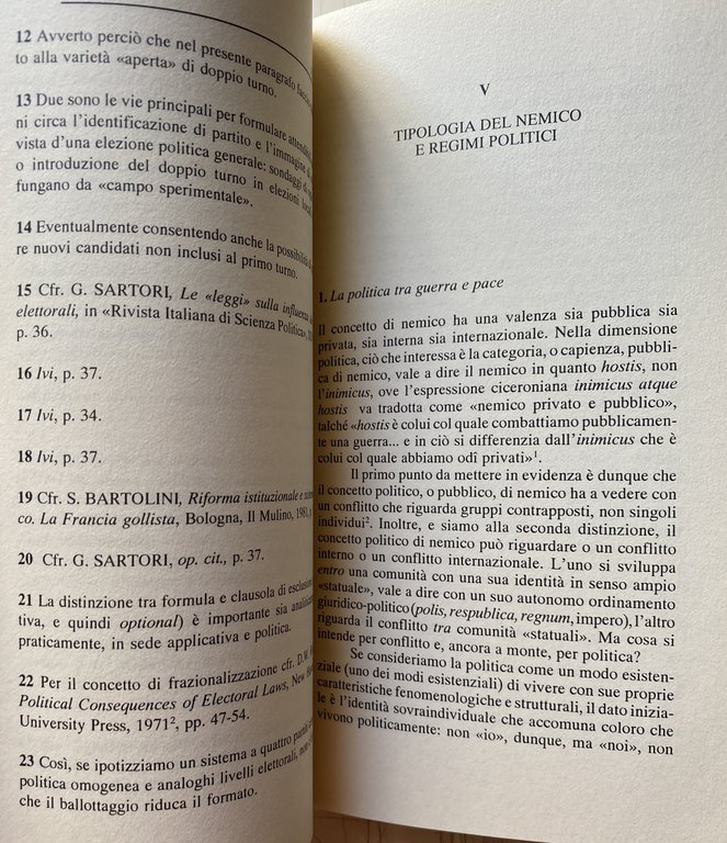 ISTITUZIONI POLITICHE. STRUTTURA E PENSIERO