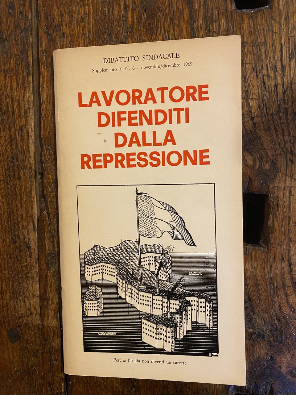 Lavoratore difenditi dalla repressione