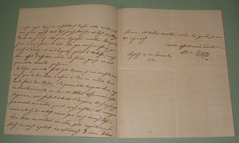 Quattro lettere autografe firmate datate tra il 1827 ed il …