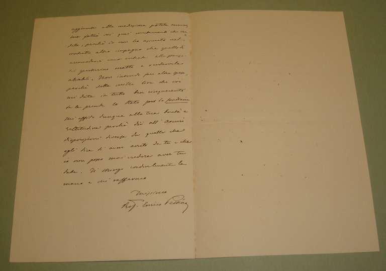 Lettera autografa firmata. Napoli, 30 ottobre 1885.