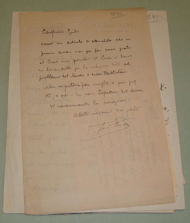 Corrispondenza autografa firmata, circa cinquanta pagine. 1914-1925.