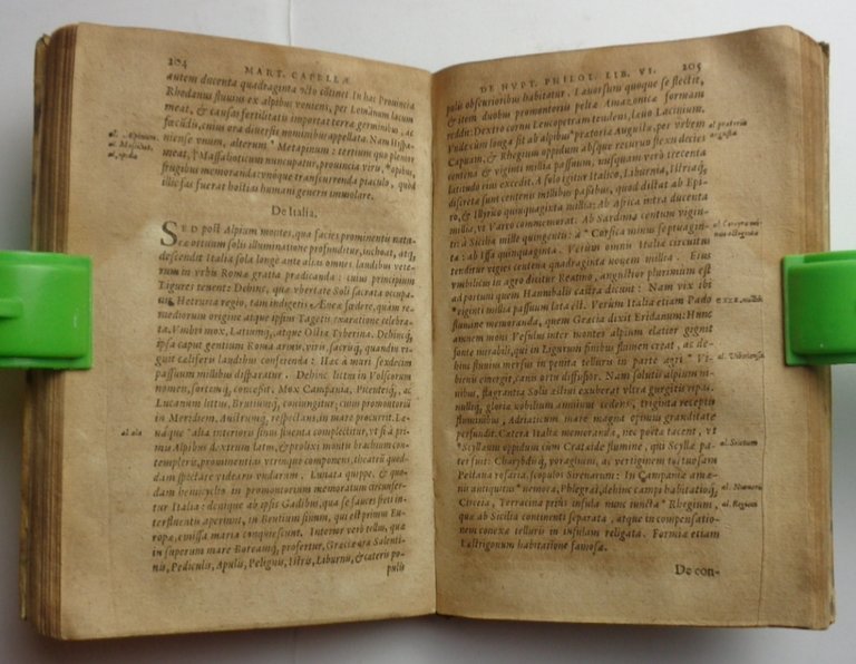 SATYRICON, in quo De nuptiis Philologiae & Mercurij libri duo, …