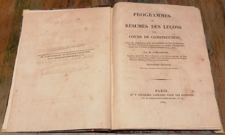 Programmes ou rèsumès des lecons d'un cours de construction, avec …