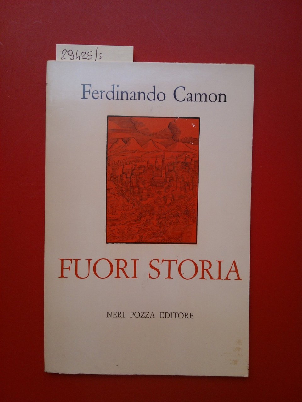 Fuori storia