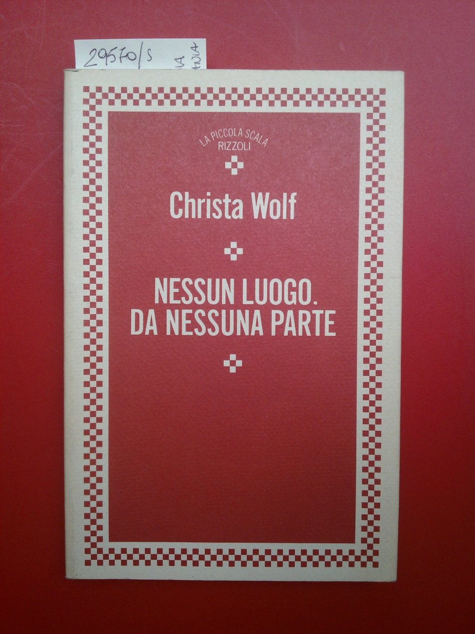 Nessun luogo. Da nessuna parte