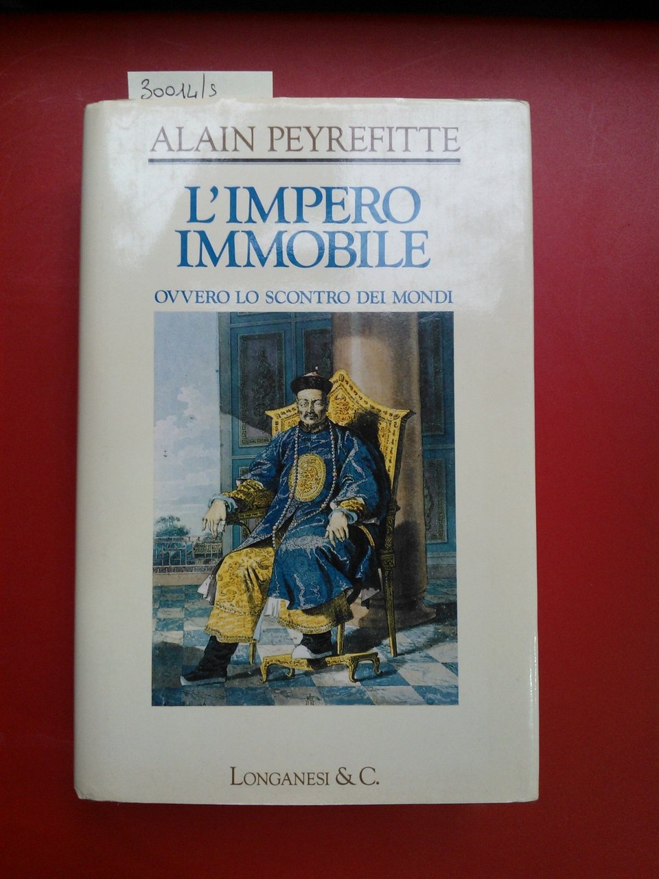 L'impero immobile ovvero lo scontro dei mondi