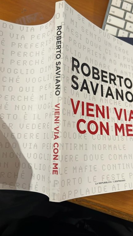 Roberto Saviano-vieni via con me