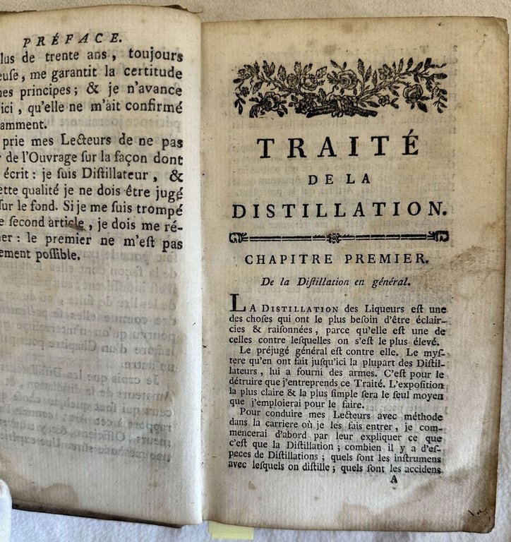 TRAITE RAISONNE DE LA DISTILLATION OU LA DISTILLATION REDUITES EN …