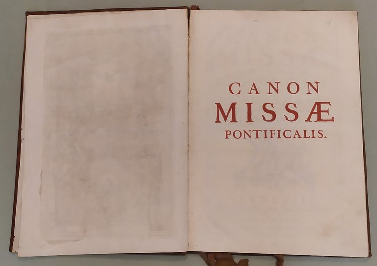 CANON MISSAE AD USUM EPISCOPORUM AC PRAELATORUM SOLEMNITER VEL PRIVATE' …